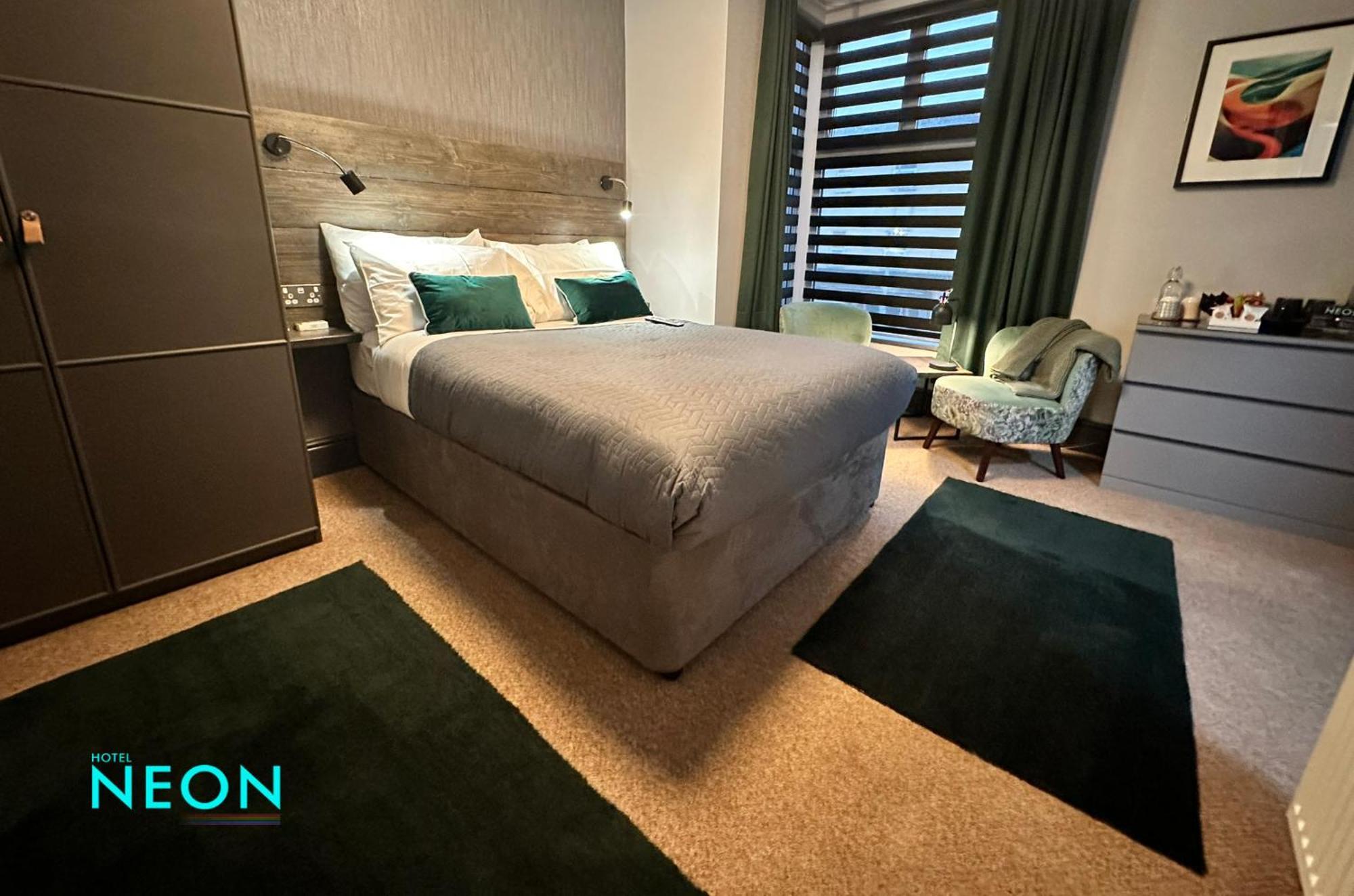 Large Double Room,1567875398:JPEG